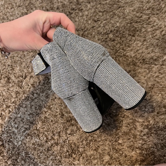 Jeffrey Campbell Lindsay Ankle Strap Sandal
Black satin and rhinestones - Picture 3 of 7